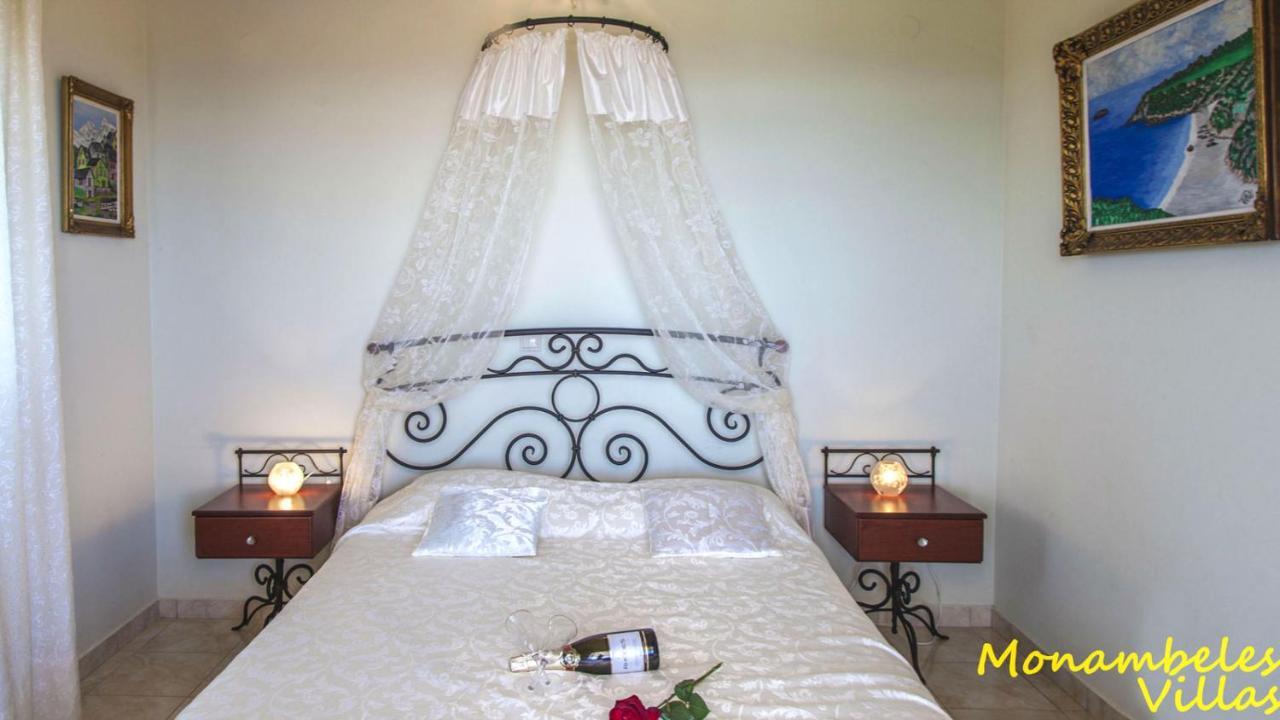 Monambeles Villas Svoronata Exterior foto