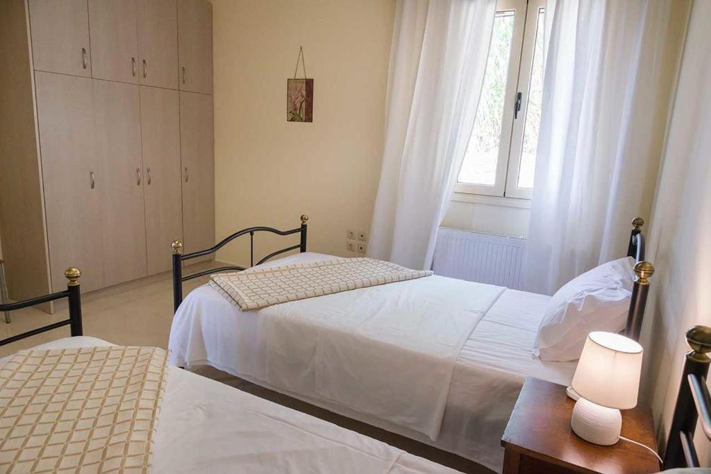 Monambeles Villas Svoronata Exterior foto